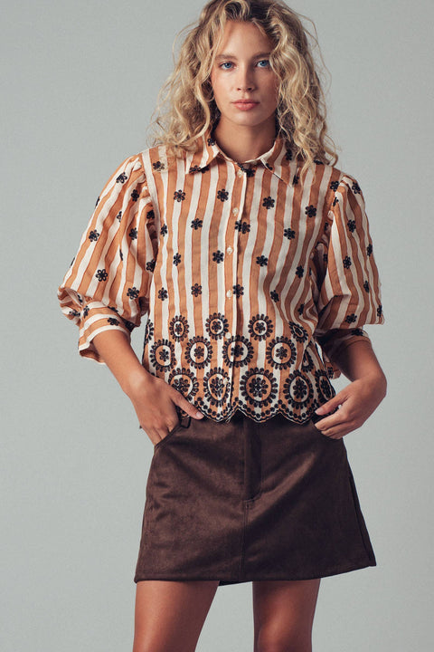 Urban Daizy-Striped Floral Embroidered Scallop Blouse: BROWN / S-2/M-2/L-2-Pink Dot Styles