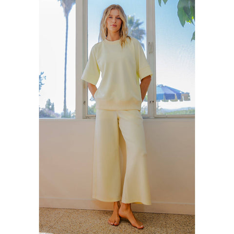 Modal Scuba Luxe Short keeve Top: Lemonilla