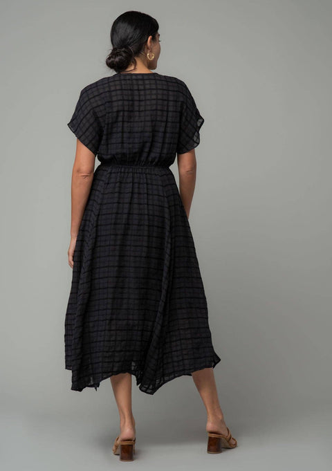 Cotton Button Front Handkerchief Midi Dress: Black