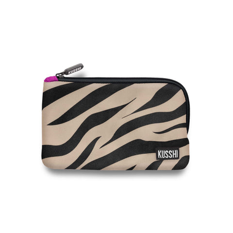 Kusshi-Kusshi Neoprene On-the-Go Case: Leopard-Pink Dot Styles
