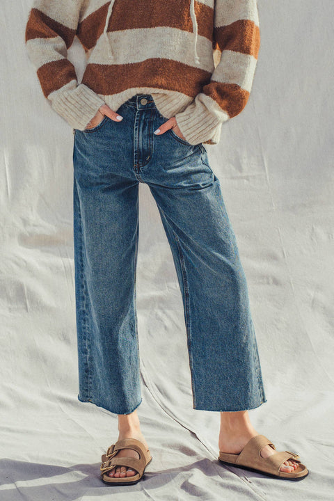Relaxed Wide Leg Denim Jeans