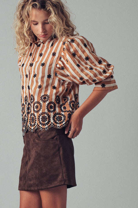 Urban Daizy-Striped Floral Embroidered Scallop Blouse: BROWN / S-2/M-2/L-2-Pink Dot Styles