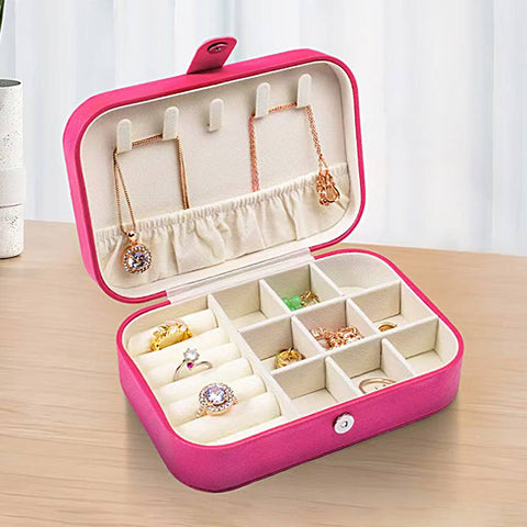 Faux Leather Portable Jewelry Box
: Black