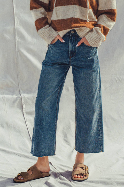 Relaxed Wide Leg Denim Jeans