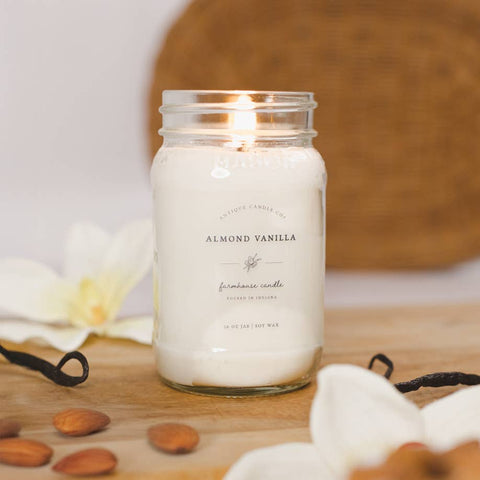Almond Vanilla - Soy Wax Candle: 1 mason jar (16 oz)