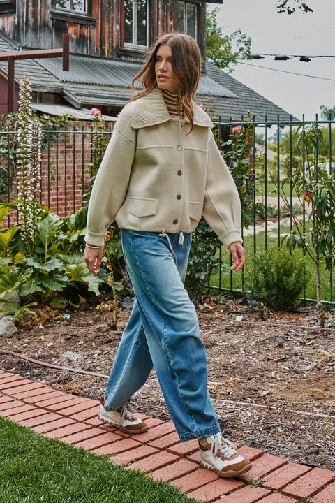 Urban Daizy-Sweater Knit Jacket with Detachable Collar: Ivory / SM-ML-Pink Dot Styles