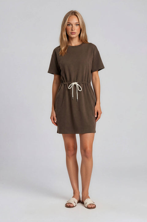 GILLI-Round Neck Short Sleeve Waist Tie Dress – Chocolate Brown-Pink Dot Styles