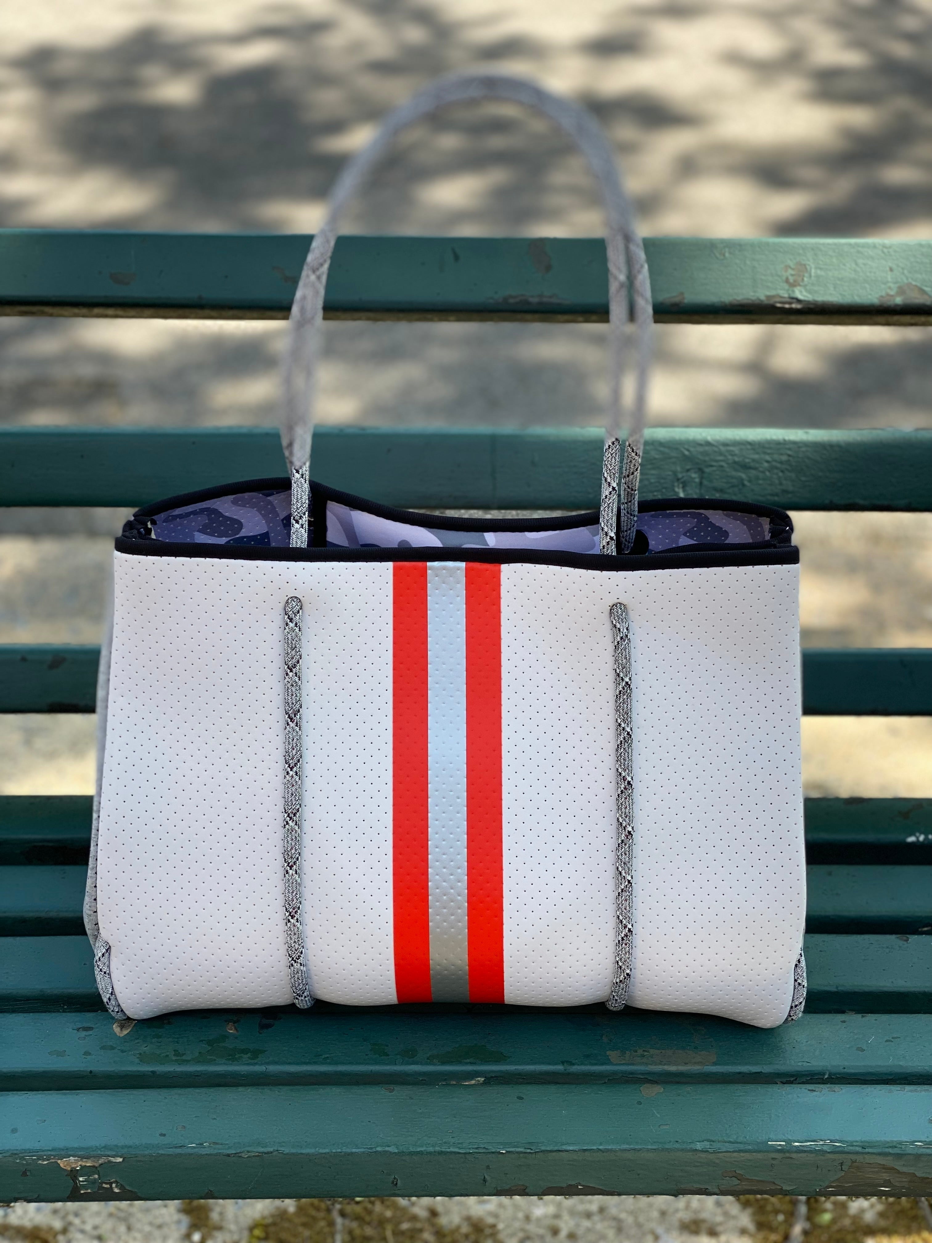 Haute shore tote outlet bags