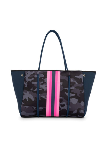 Neoprene Tote Large Blue Camo With Hot Pink Racer Stripe -  Finland