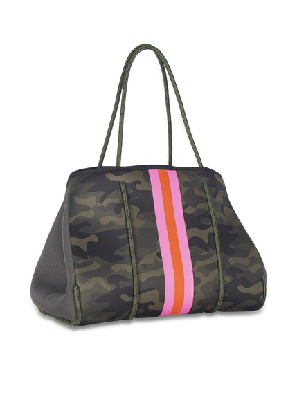 Neoprene Tote Large Blue Camo With Hot Pink Racer Stripe -  Finland
