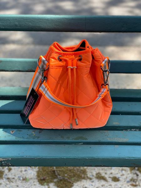 Louis Vuitton Bucket Bag in Orange