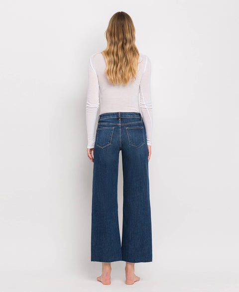 TUMMY CONTROL MID RISE WIDE LEG JEANS LV1311: FINDERS KEEPERS / 25-Pink Dot Styles